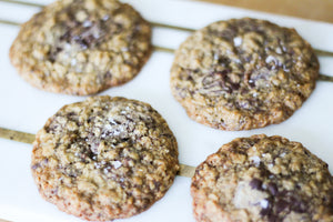 Oatmeal Dark Chocolate Chunk Cookies